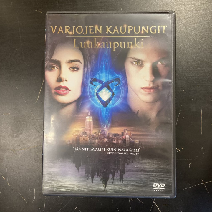 Varjojen kaupungit - Luukaupunki DVD (VG+/M-) -seikkailu-